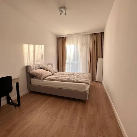 Kaskady Modern - Close To The Center *