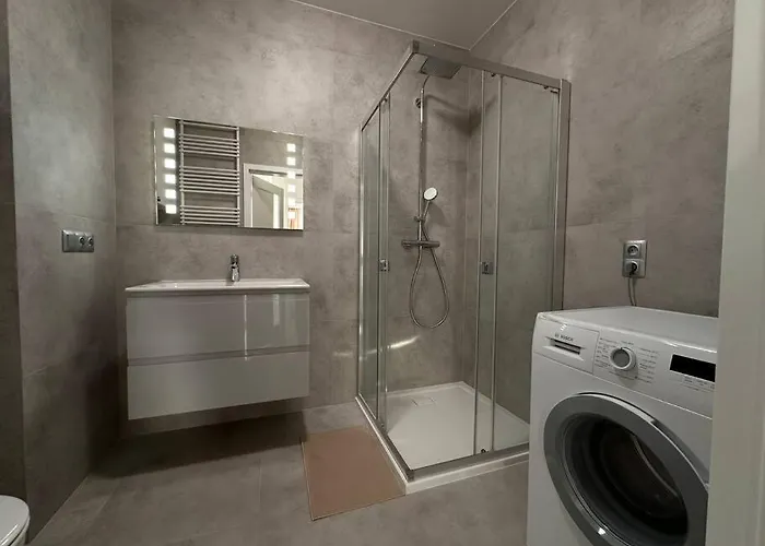 Kaskady Modern - Close To The Center - 15 Min, And The Airport - 10 Min Warschau