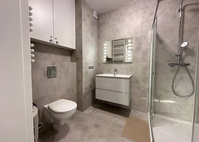 Kaskady Modern - Close To The Center - 15 Min, And The Airport - 10 Min